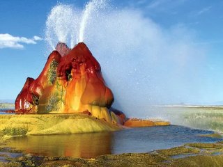 Іншопланетний пейзаж: як людська помилка створила диво у пустелі (фото)