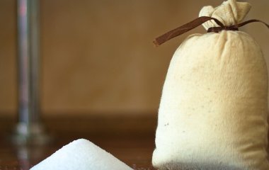 Поставте в льох один мішечок з цим продуктом — забудете про конденсат і вологу: повітря буде свіжим