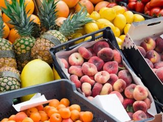 Вечірній перекус без шкоди: 12 продуктів, які можуть допомогти впоратися зі стресом