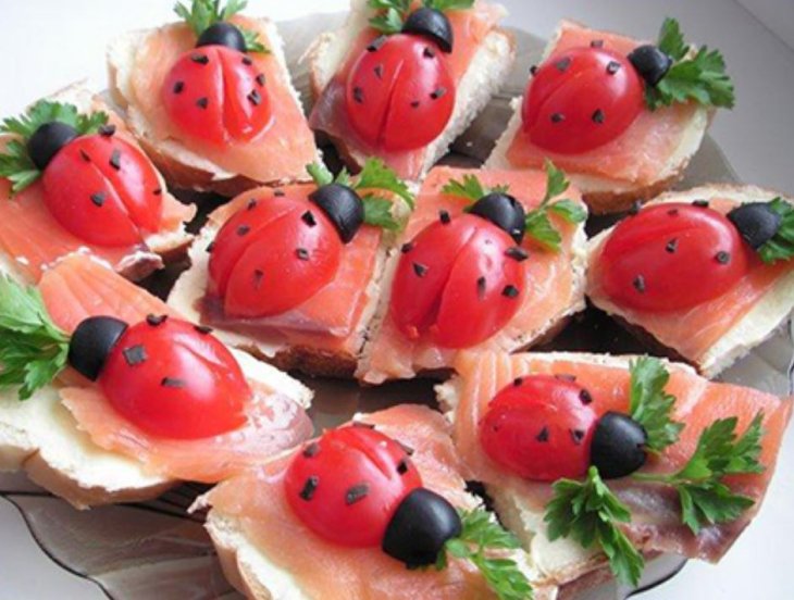 Бутерброд божья коровка рецепт