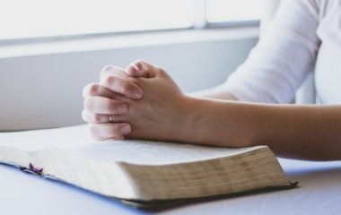 Лікарі повідомили, що форма пальців може говорити про рак легень