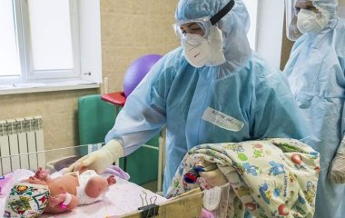 Лікар назвав наслідки перенесеного під час вагітності COVID для новонароджених