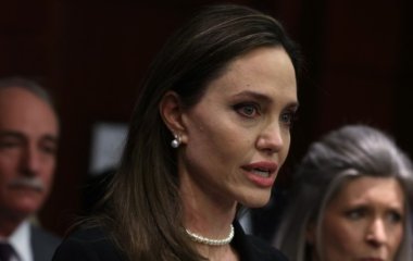 Анджелина Джоли призналась, что у нее нет социальной жизни