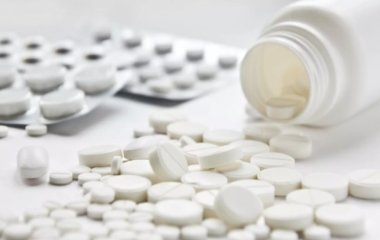 Як допомогти організму під час прийому ліків