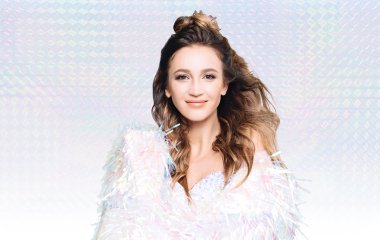 Бузова разрыдалась во время эфира с Губерниевым 