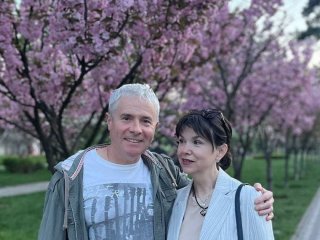 Костянтин Грубич замилував фото з дружиною та двома дітьми під час особливого дня