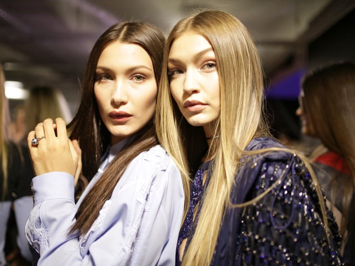 Сестры Хадид, Кайя Гербер и Рита Ора на показе Miu Miu