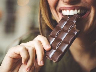 Ученые заявили о пользе шоколада для сохранения молодости