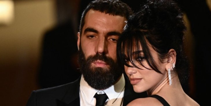 Дуа Липа и Ромен Гаврас разошлись: инициатором стала певица