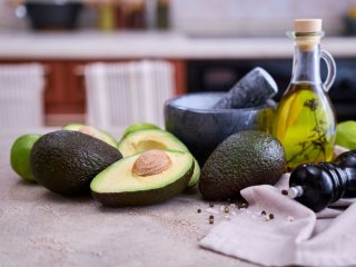 Багато вітамінів та антиоксидантів: дієтолог назвала найкориснішу олію для приготування їжі