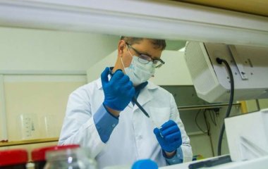 Ученые доказали эффективность лечения рака диетами