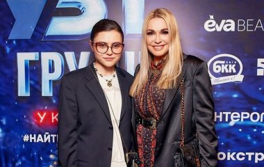 Ольга Сумська розсекретила стосунки 24-річної доньки і заговорила про весілля та онуків