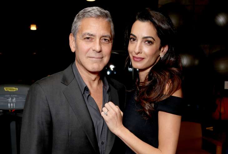Амаль и Джордж Клуни на прогулке по вечернему Нью-Йорку
