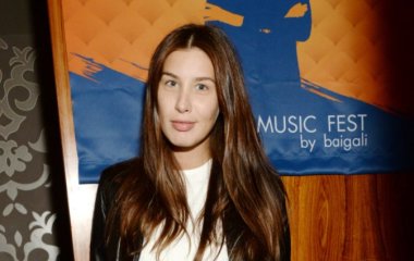 Кэти Топурия растрогала фанатов снимком с новорожденным сыном