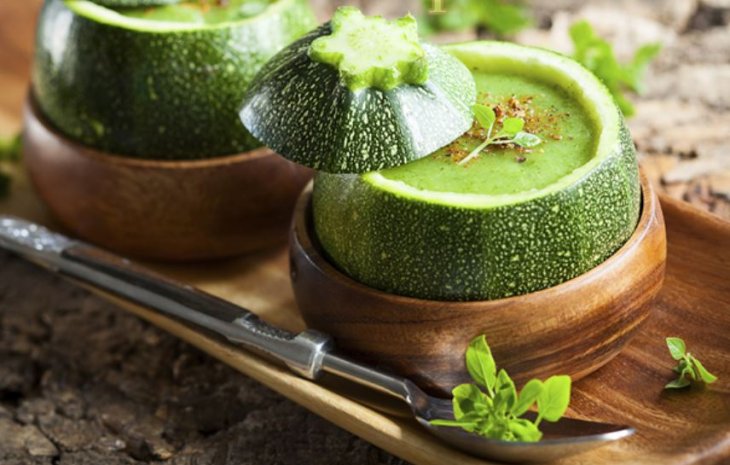 Суп пюре из круглых цукини в чашечках