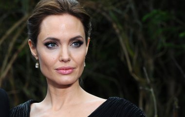 Дочь Анджелины Джоли сменила имя на мужское