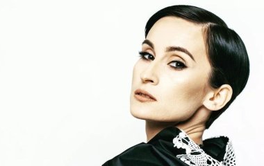 Катерина Павленко неочікувано стала білявкою з довгим волоссям і здивувала кардинально новим образом