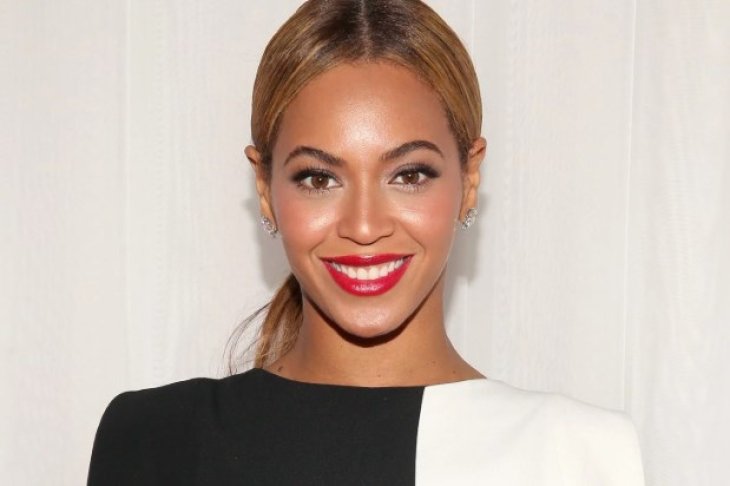 Бейонсе устроила фотосессию в частном самолете 