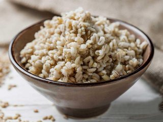 7 причин, почему нужно добавить перловку в рацион