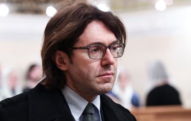 Малахов довел до слез потерявшего жену Сумишевского