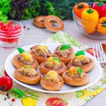 Бюджетная и особенная закуска: готовим баранки с фаршем