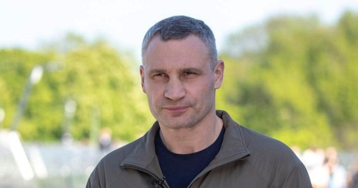 Син Віталія Кличка показав рідкісне фото з рідною сестрою: який вигляд мають діти мера Києва