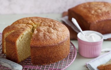 Пирог с вареной сгущенкой