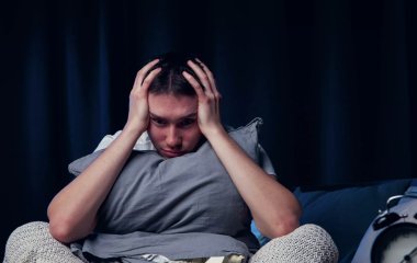 Лікар розкрив простий спосіб швидше засинати і краще висипатися