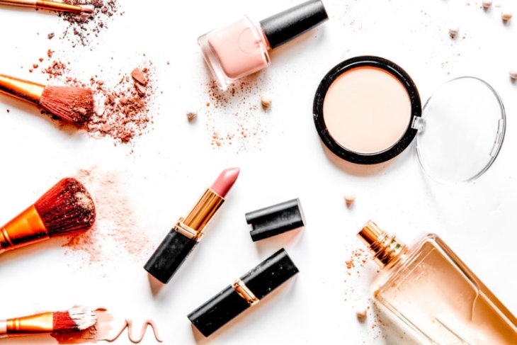 Защита кожи с помощью декоративной косметики с SPF: вечная молодость и здоровье