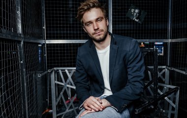 Александр Петров упал на красной дорожке московского международного кинофестиваля