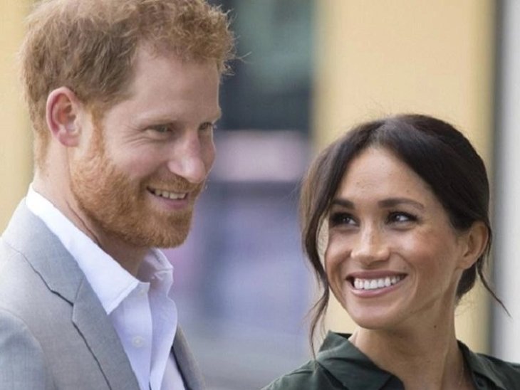 Еда на вынос: как Меган Маркл и принц Гарри отпраздновали свою годовщину