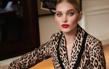 Логомания: Эльза Хоск блистала в тренче от «Fendi»