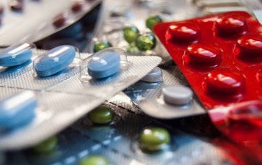 Домашня аптечка на зиму: які ліки варто мати вдома