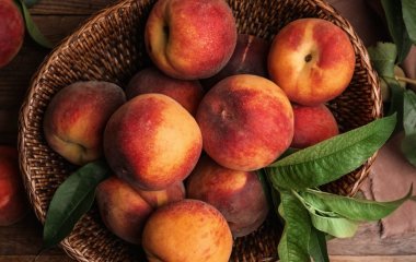 Персик чи нектарини: який фрукт корисніший для здоров’я