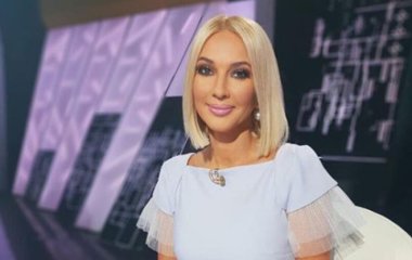 Дочь Леры Курявцевой умилила подписчиков импровизированным полетом