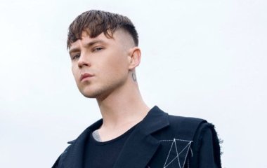 Артем Пивоваров під час концерту в Одесі обурив поведінкою в театрі та нарвався на різку критику
