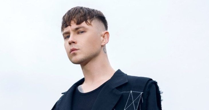 Артем Пивоваров під час концерту в Одесі обурив поведінкою в театрі та нарвався на різку критику