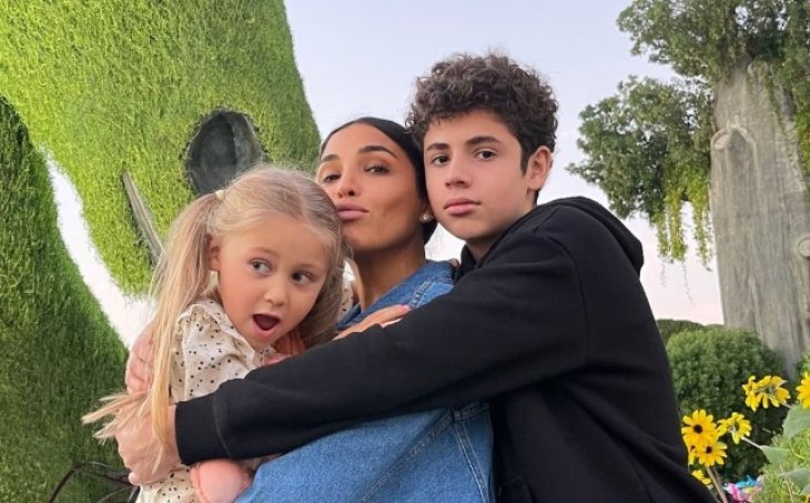 Санта Димопулос воссоединилась с семьей и опозорилась своим поведением в Дубае