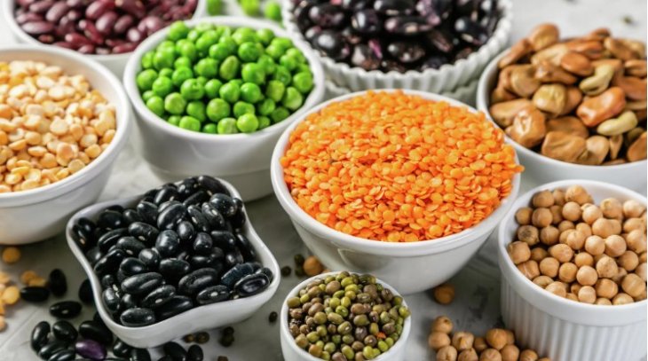 Дієтологи назвали чотири продукти, які допоможуть знизити холестерин