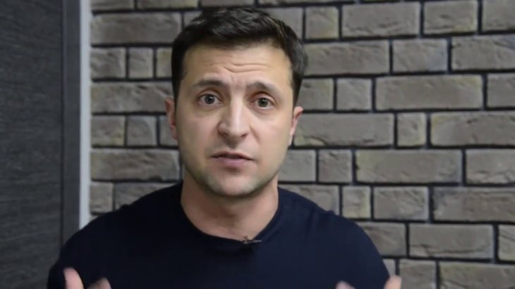 Владимир Зеленский обратился за помощью к поклонникам