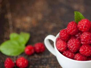 Корисна для схуднення: ця ягода допомагає приборкати голод.