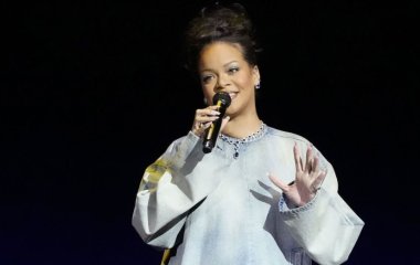 35-летняя Рианна родила второго сына – СМИ