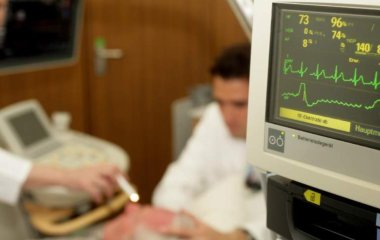 Лікар перерахувала ознаки інсульту, що починається.