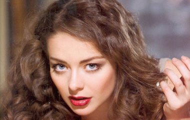 4 звезды, которые без макияжа выглядят значительно моложе