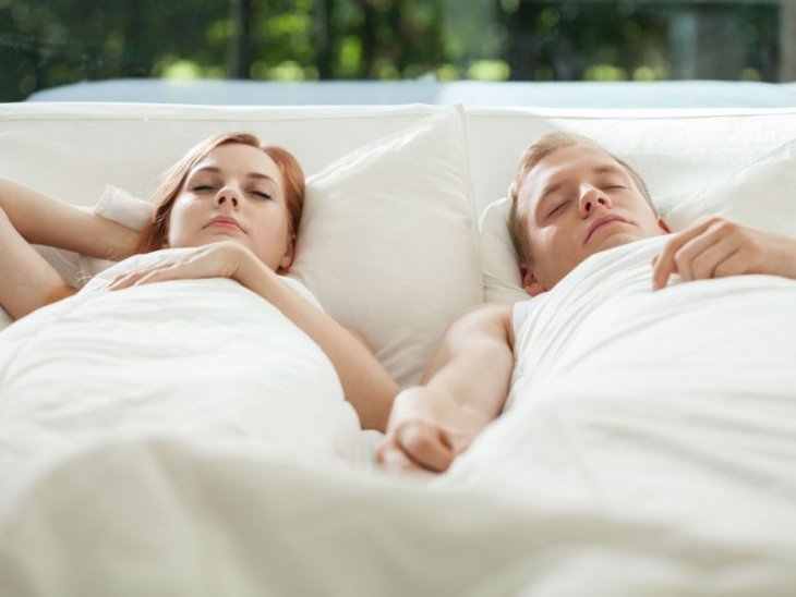 Названо фрукт, що допомагає швидше заснути