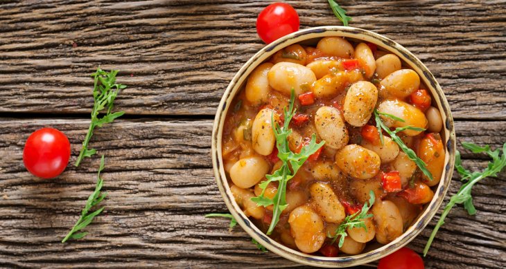 Чи може білок у квасолі замінити м'ясо: відповідь нутриціолога