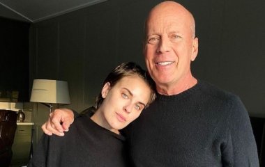 Дочь Брюса Уиллиса на свежих фото показала, как сейчас выглядит тяжелобольный актер