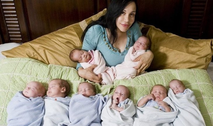 Что стало с внешностью мамы восьмерняшек через 11 лет после родов