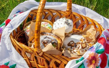 Що робити, щоб паска довше не черствіла: хитрощі, які збережуть смак свята