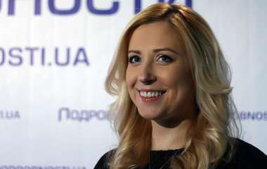Тоня Матвиенко вышла в свет в стильном аутфите
